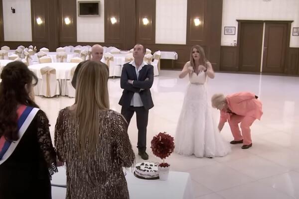 SKANDAL U EMISIJI "BRAK NA NEVIĐENO"! Mlada POBESNELA, HTELA DA BIJE VODITELJKU, kamera sve ZABELEŽILA