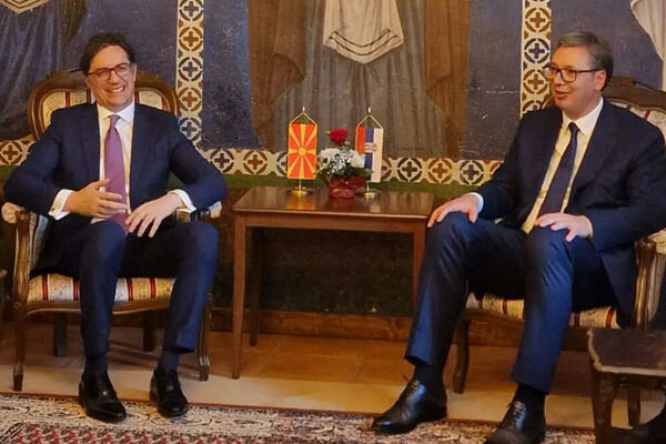 PREDSEDNIK VUČIĆ: Nema otvorenih pitanja između Srbije i Severne Makedonije! Naše dalje spajanje i kroz železnice