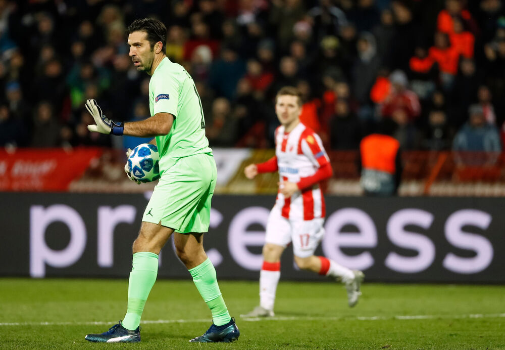 Đanluiđi Bufon na utakmici Crvene zvezde i Pari Sen Žermena