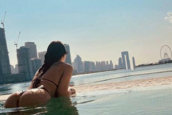 OVA CICA MACA JE BIVŠA DEVOJKA NOVAKA ĐOKOVIĆA: Priznala da li je Nole bio PAPUČAR, ovo morate da čujete