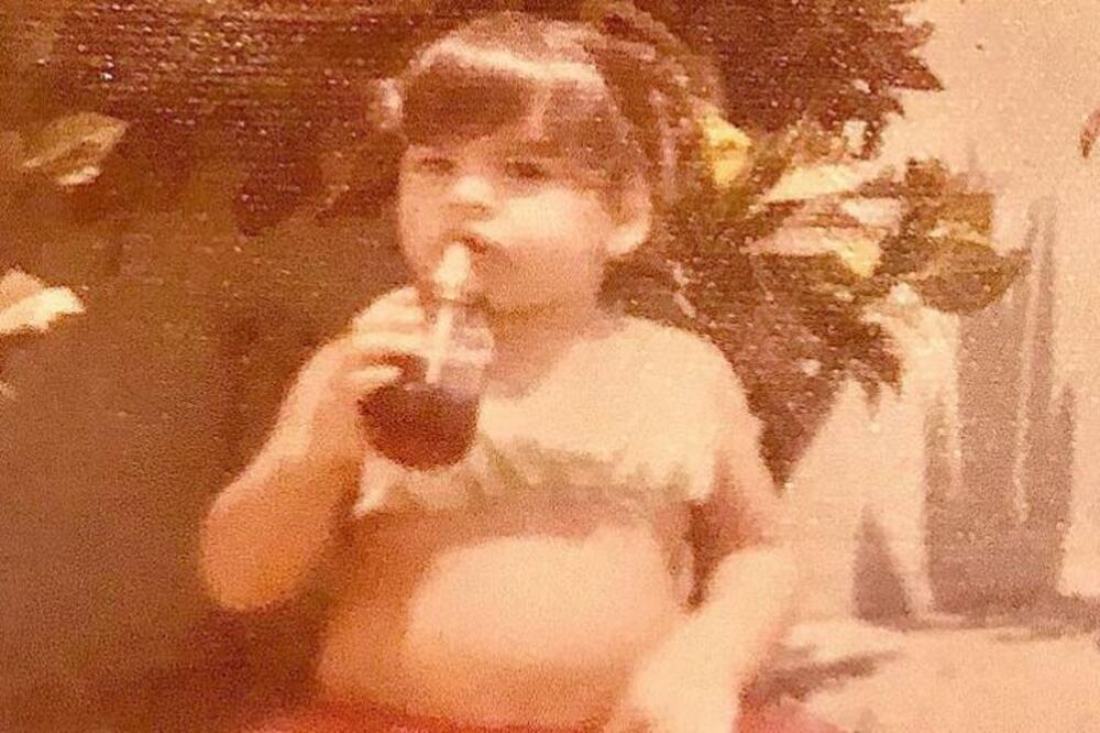 DA LI ZNATE KO JE GLUMICA SA SLIKE? Bila je buca, a danas izgleda kao AVION, u vezi je sa NAJPOŽELJNIJIM FRAJEROM