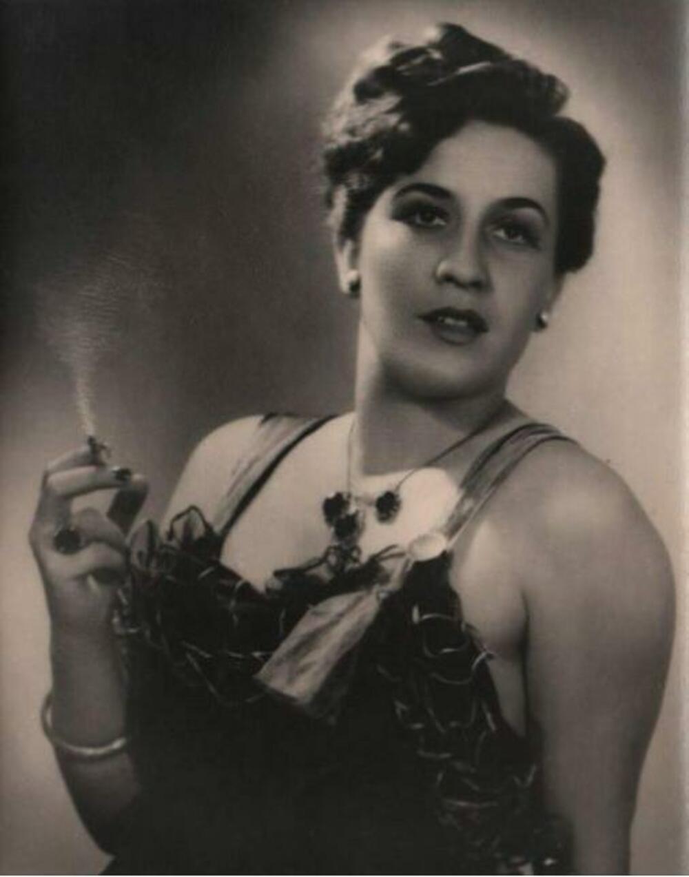 Radmila Savićević u mladosti