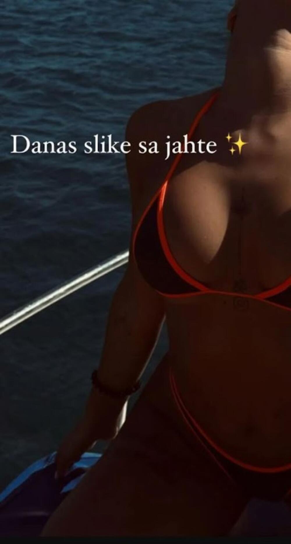 - Danas slike sa jahte – poručila je Džehva.