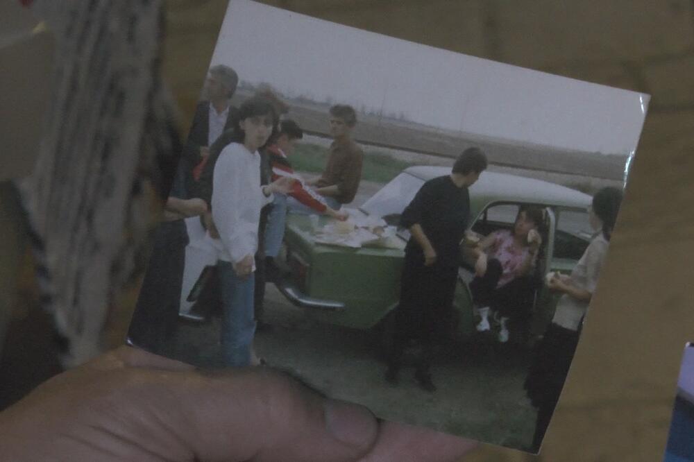 "NAJTEŽE JE BILO ŠTO IDEMO, A NE ZNAMO NI GDE NI ŠTA NAS ČEKA": Potresna SEĆANJA Srba prognanih tokom Oluje! (FOTO)