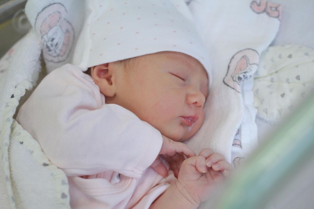 Beba, Doktor, Dojenje, Mama i beba