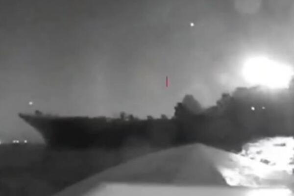 POGLEDAJTE SNIMAK NAPADA DRONOM NA RUSKI RATNI BROD: Samo je puklo, prilično je ZASTRAŠUJUĆE (VIDEO)