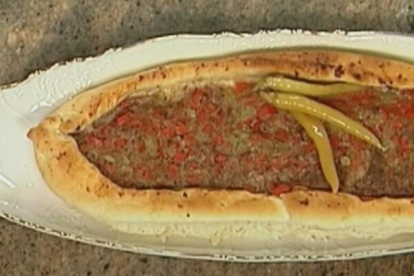 TURSKA PICA BOLJA OD PRAVE: Ima SVE što SRBI vole, a OVAJ DETALJ će vas oboriti sa nogu (RECEPT)