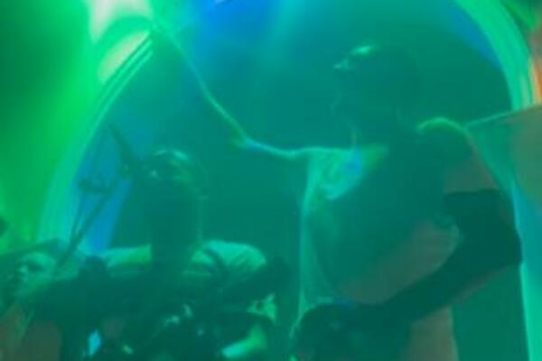 IGRA JOKIĆ, SAMO NE KOŠARKU: Nikola odlučio da se skroz RAŠRAFI, u ekstazi pevao "U lošoj formi sam" (VIDEO)