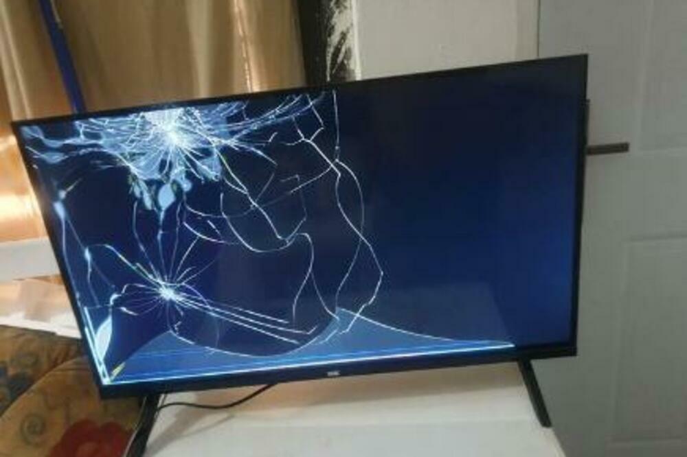 "KUPLJEN PRE SAT VREMENA, MRZI ME DA SE VRAĆAM U RADNJU": Srbijom kruži oglas za prodaju, da li je on ozbiljan?