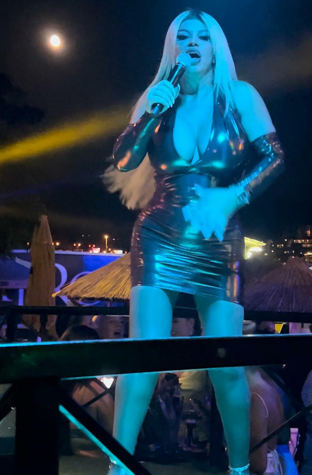  Dara je još jednom pokazala zašto je godinama jedna od najpopularnijih pevačica na našoj estradi