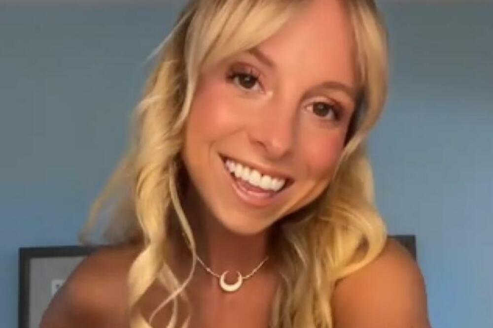 MUŠKARCI SU LUDELI ZA OVOM VRELOM PLAVUŠOM DOK NIJE PROGOVORILA O SVOJOJ TAJNI: Samo se zgroze i pobegnu (VIDEO)