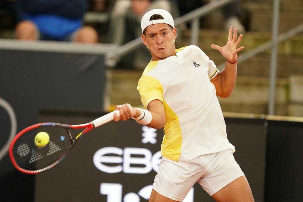 SRUŠIO SRBINA, PA POKLEKAO U FINALU! Argentinac preko Grend slem šampiona do titule u Kicbilu!