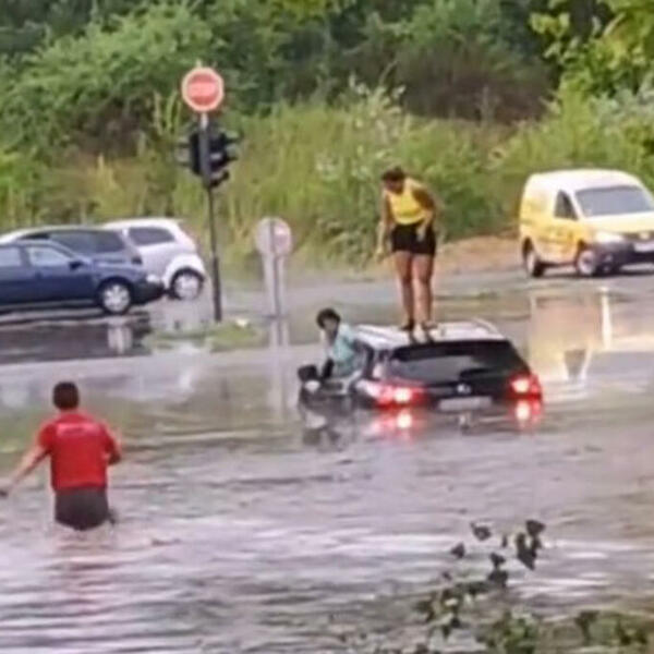 "14. AVGUST BIĆE DAN SOLIDARNOSTI": Dok se Slovenija bori sa posledicama NEVREMENA, donesena je OVAKVA odluka