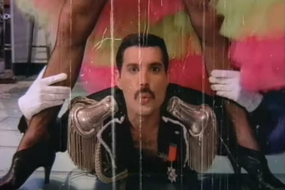 PREDMETI LEGENDARNOG MUZIČARA STAVLJENI NA AUKCIJU: Vrede pravo BOGATSTVO, evo o kojim CIFRAMA je reč