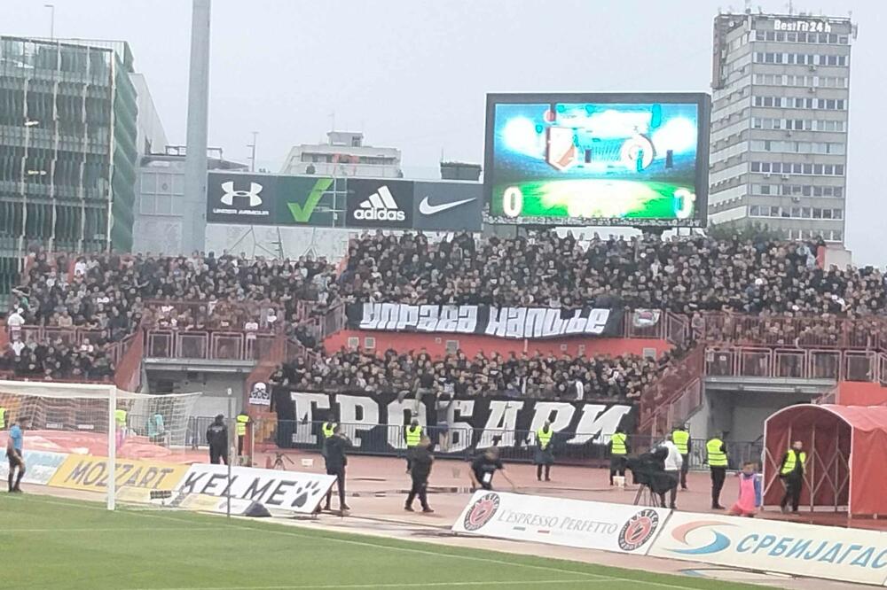 "PROTIV ZVEZDE ODMARAMO IGRAČE..." Grobari parolom isprozivali Vojvodinu (FOTO)