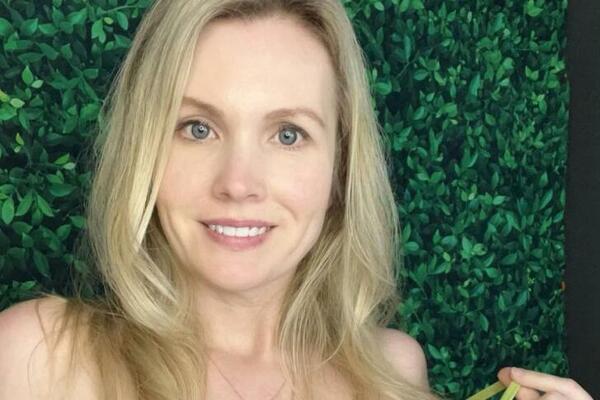 MUŠKARCI OPREZ, OVE ŽENE NAJČEŠĆE VARAJU SVOG PARTNERA: Teško se odupiru TAJNIM VEZAMA, evo kako da ih PREPOZNATE