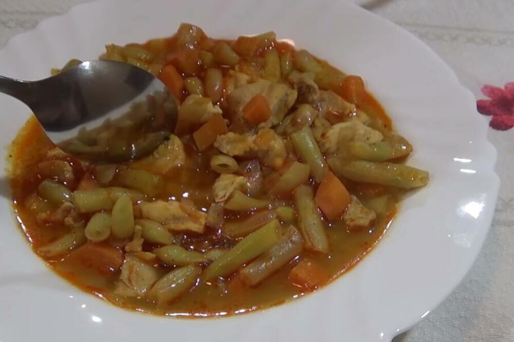 SAMO ISKUSNE DOMAĆICE STAVLJAJU KOMAD SLANINE U BORANIJU DOK SE KUVA: Bićete LJUBOMORNI što se niste prvi SETILI