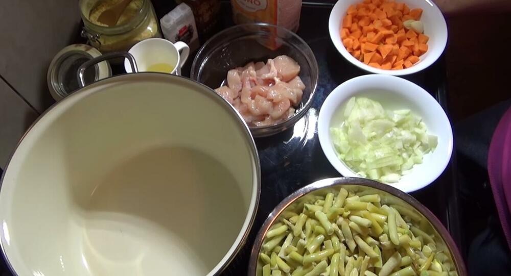 Boranija, Boranija sa piletinom, Boranija sa mesom