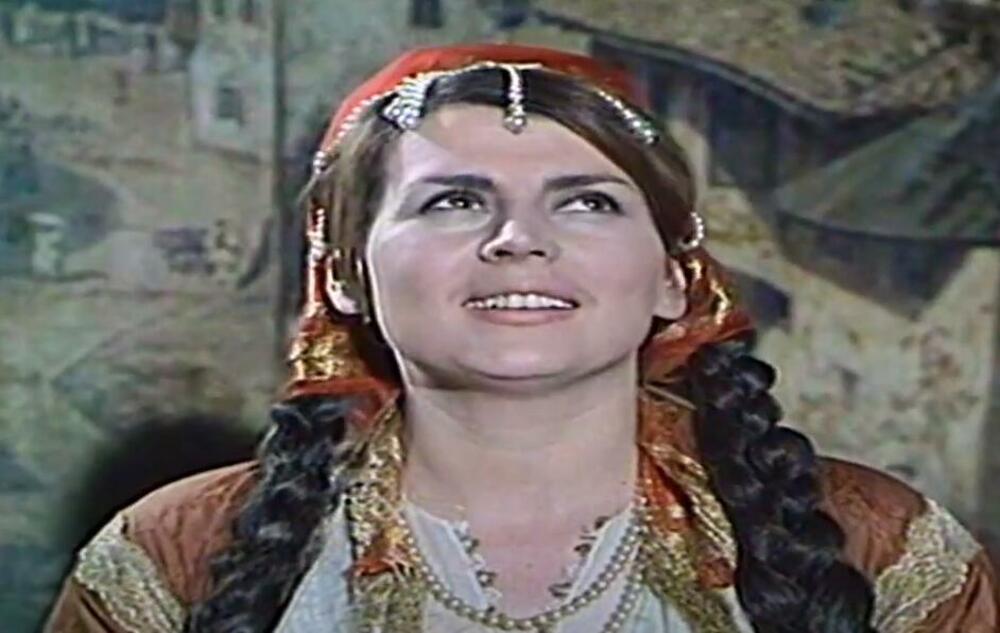 Dobitnica je mnogih prestižnih nagrada