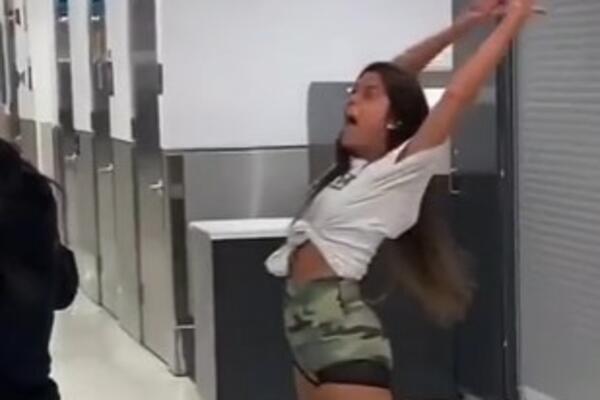 POČELA DA URLA I DA SE BACA, LJUDI U ŠOKU: Mnogi su bili ubeđeni da je ZAPOSEDNUTA, sve snimljeno (VIDEO)