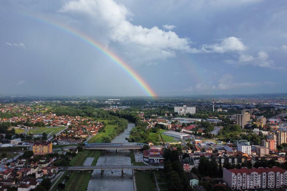 JAKO NEVREME IZ REGIONA STIŽE KOD NAS: Oluja će protutnjati kroz Srbiju, udari vetra i do 100 na sat! SPREMITE SE