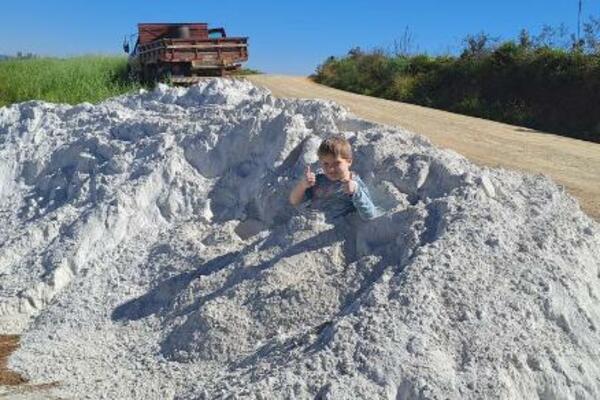 OVO JE POSLEDNJA FOTOGRAFIJA TRAGIČNO NASTRADALOG DEČAKA: Nasmejao se, a potom je bio MRTAV, gledajte u ČEMU LEŽI