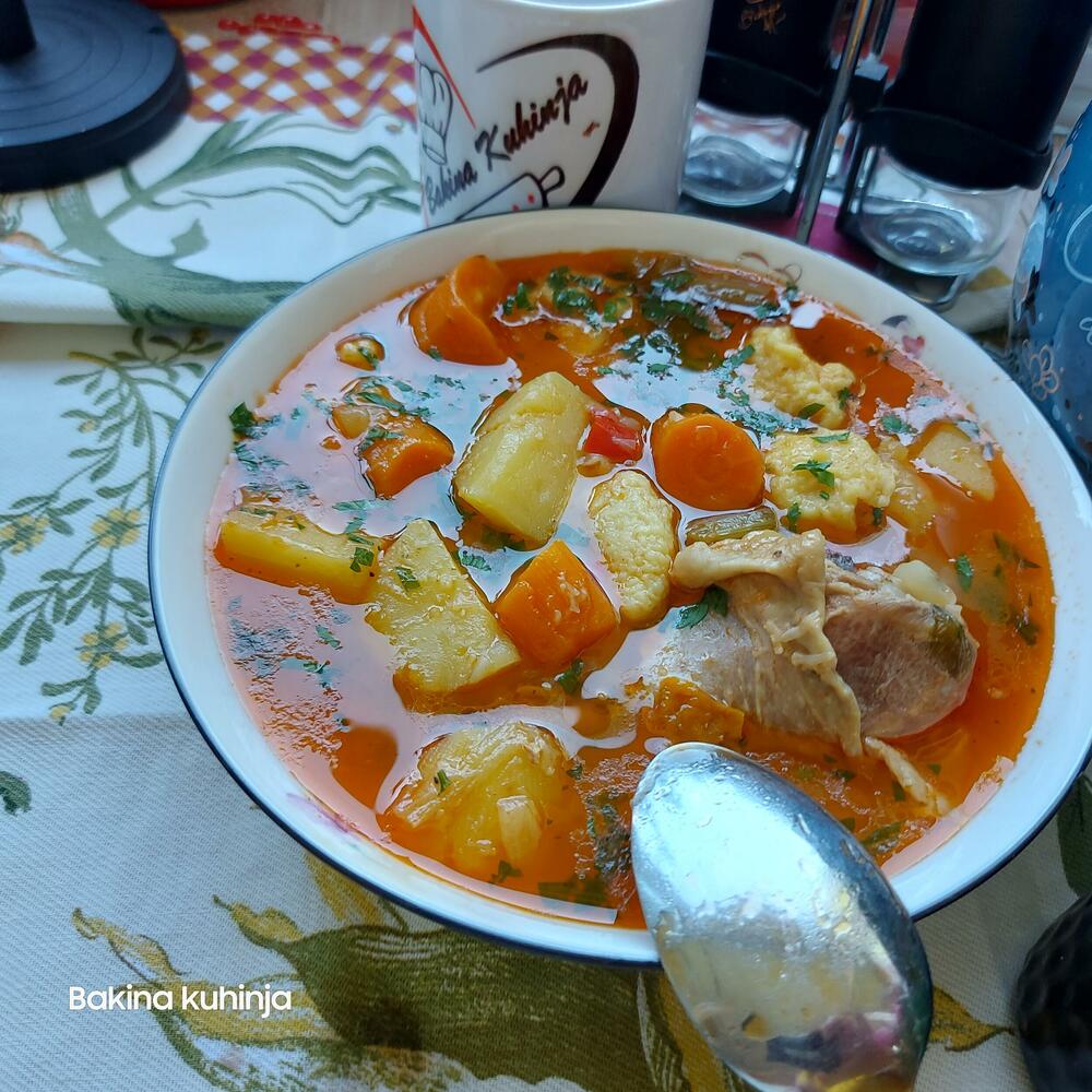 Pileći paprikaš, Noklice