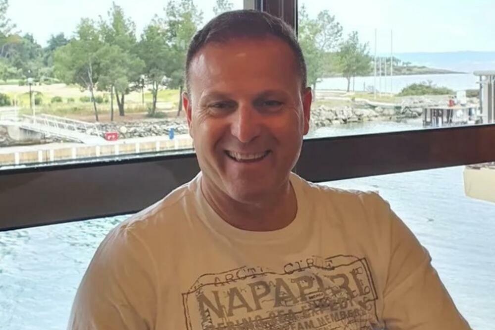 Njegov spot svi znamo napamet, a sad otvorio kafić u centru grada! Ubire pare na sve strane, a sa ženom...