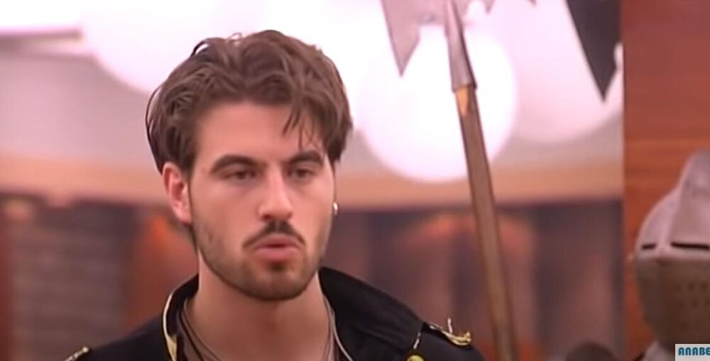 Naime, nedavno je izdao novu pesmu uz koju se potpisao kao Boban Džunglica.