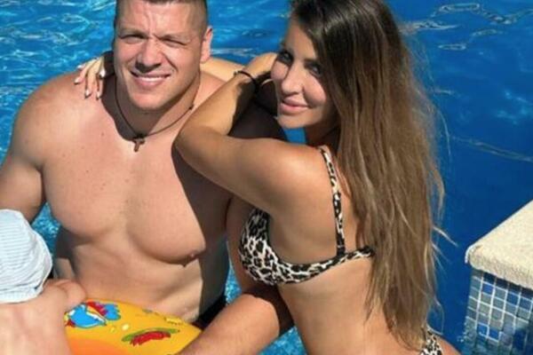 EVO GDE ŽIVI SLOBA RADANOVIĆ SA ŽENOM: Ulica sija kao iz filmova, prava BAJKA, narod o ovome SANJA (FOTO)