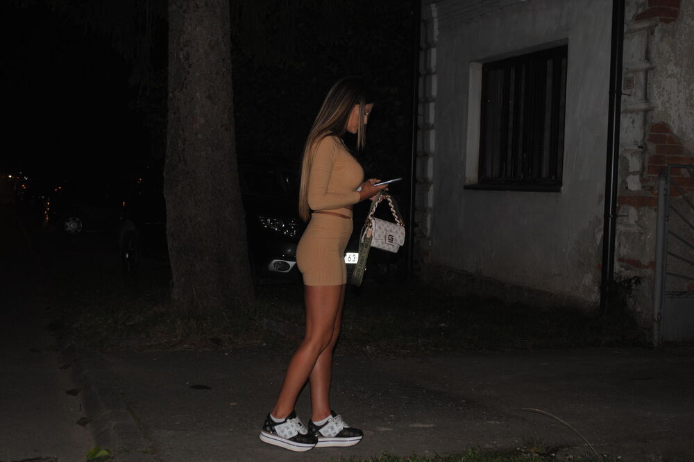 OVO JE TAJNA VITKE LINIJE OMILJENE VODITELJKE ELITE: Iz jelovnika izbacila 2 STVARI, pa smršala 12 KG, prava BOMBA