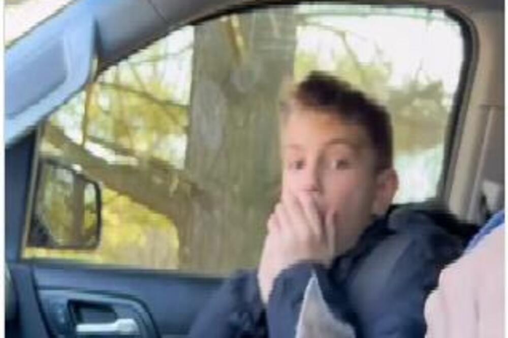 DEČAK JE TRAŽIO NJU KAO KUĆNOG LJUBIMCU, A ONDA JE USLEDIO PRAVI ŠOK: Suze su pljuštale NA SVE STRANE (VIDEO)