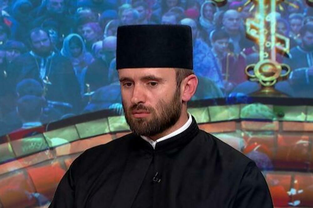 SVEŠTENIK OBJASNIO ŠTA DA RADIMO AKO NE MOŽEMO DA IZDRŽIMO POST: Ovaj je jedan od najvećih a ovo je ishrana! VIDEO