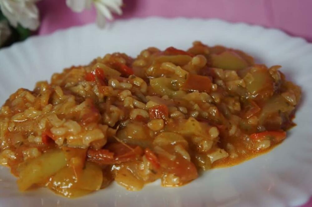 OMILJENO SRPSKO JELO STARO DECENIJAMA: Prisetite se LETNJEG ručka koje su sve BAKE U JUGOSLAVIJI spremale