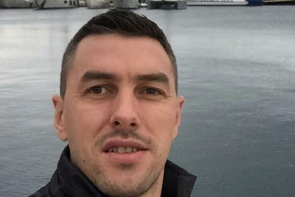 "NA TEBE JE OTVOREN LOV" Emir koji je spasao bebu iz lokve krvi nakon zločina u Gradačcu DOBIJA PRETNJE (FOTO)