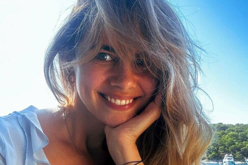 HRVATSKA VODITELJKA ZAPREPAŠĆENA CENAMA NA HVARU: Ako je njoj OVAKO, šta onda mi TREBA DA RADIMO? (VIDEO)