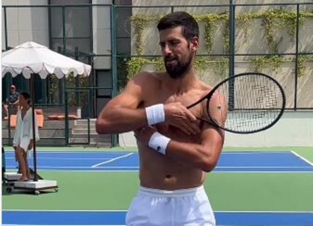Novak Đoković na treningu