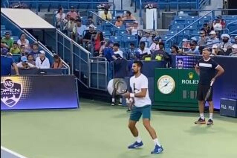 DA LI JE AMERIKA SPREMNA ZA OVO? Đoković odradio prvi trening, a evo kako je DOČEKAN! (VIDEO)