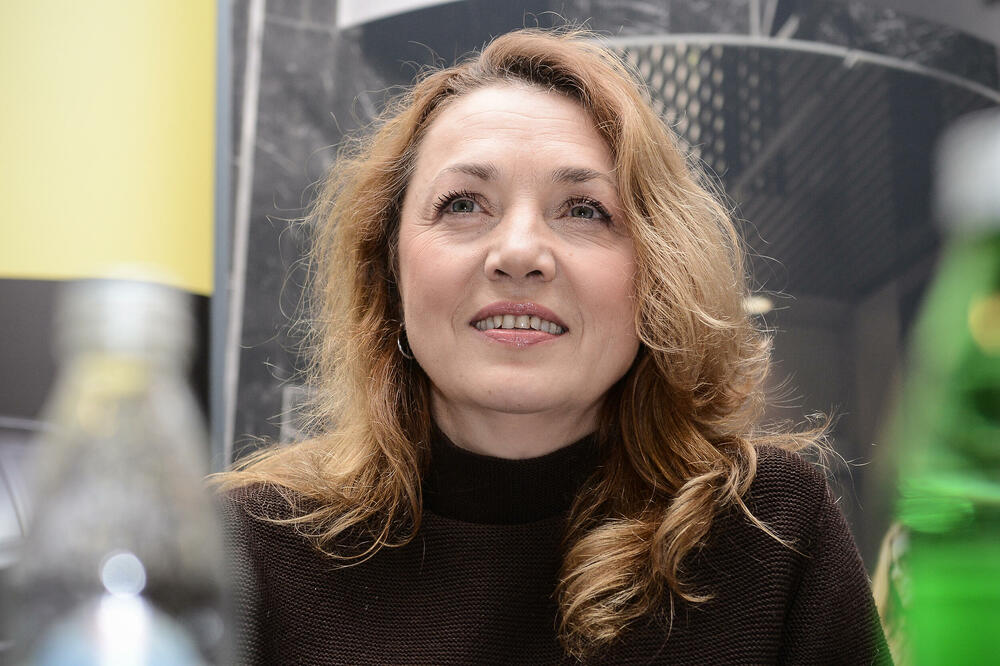 Vesna danas radi kao profesor