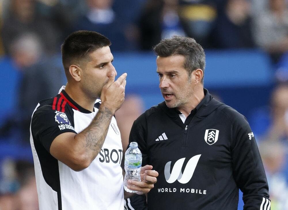 Aleksandar Mitrović i trener Marko Silva