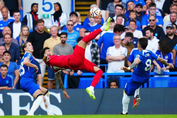PRŠTALO U DERBIJU ČELSIJA I LIVERPULA: Podela plena na otvaranju sezone