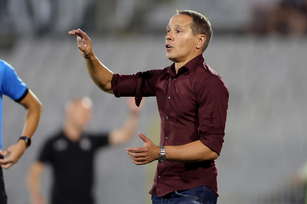 "UPLAŠILI SMO SE POBEDE..." Trener Nišlija razočaran zbog izgubljenih bodova (FOTO)