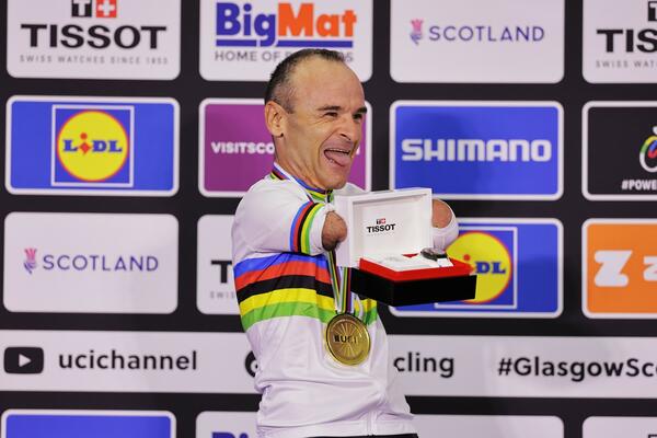 TEŽAK CRNJAK: Paraolimpijac bez ruku za pobedu dobio RUČNI SAT! Njegova reakcija je HIT