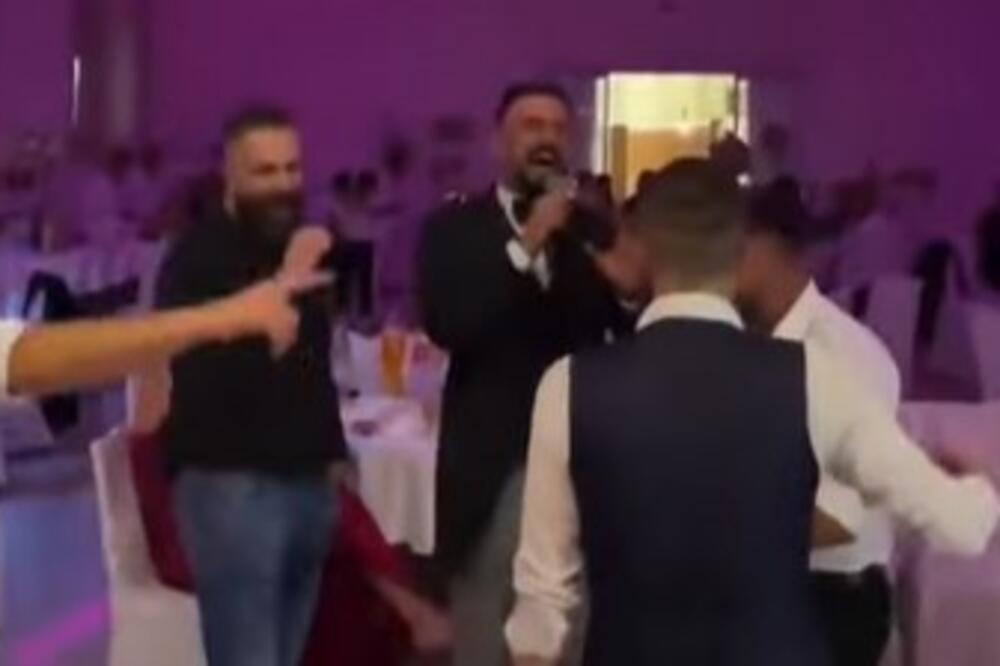 PRAVOSLAVNI SVEŠTENIK SE LATIO MIKROFONA POKRAJ HODŽE: Kad je zapevao SVI SU ZAPLAKALI, a komentari samo PLJUŠTE