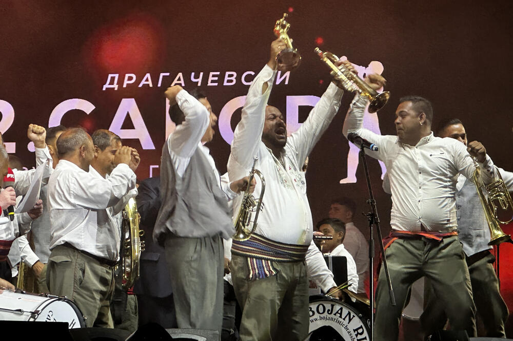 BOJAN RISTIĆ JE NAJBOLJI TRUBAČ 62. SABORA U GUČI! Nakon 15 godina takmičenja ODUVAO KONKURENCIJU!(FOTO)