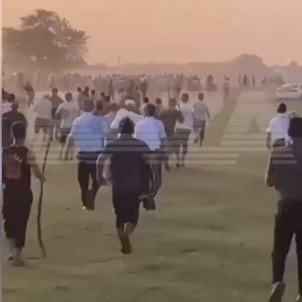 MAKLJAŽA NA SVADBI KAKVA NIKAD NIJE VIĐENA: Pesničilo se STO LJUDI SEVALE MOTKE a da čujete šta ih je ISPROVOCIRALO