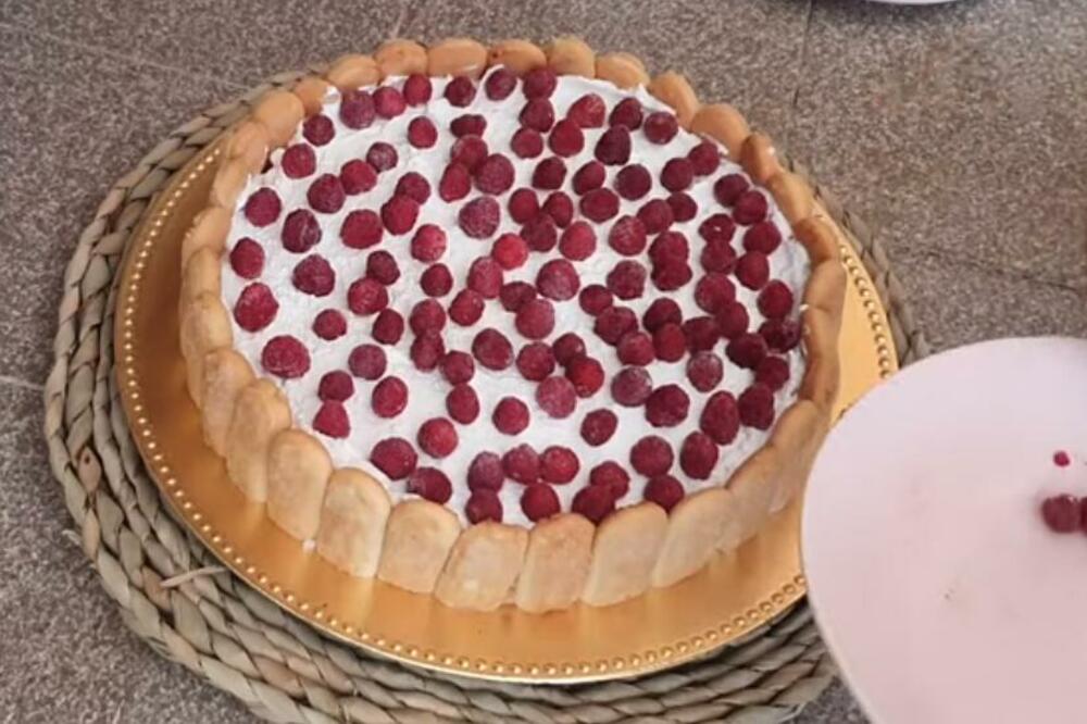 OVO JE LETNJA VERZIJA ČUVENE MARKIZA TORTE KOJU SRBI OBOŽAVAJU: Lagana i osvežavajuća, TOPI SE u ustima