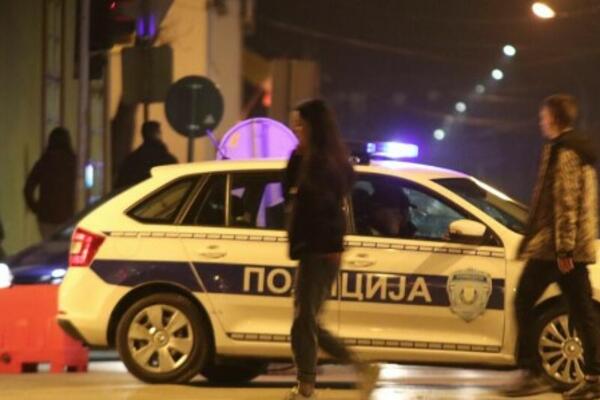DOJAVA O BOMBI U OSNOVNOJ ŠKOLI U NOVOM PAZARU: Stigla usred večeri, policija na terenu