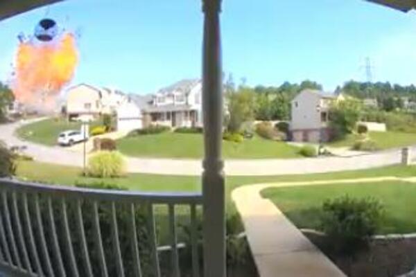 KUĆA ODLETELA U VAZDUH: 5 osoba stradalo, među njima otac i sin (12), STRAVIČAN SNIMAK! (VIDEO)