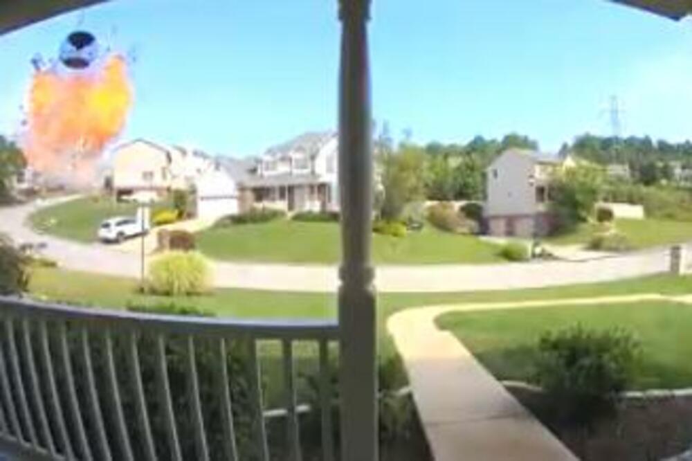 KUĆA ODLETELA U VAZDUH: 5 osoba stradalo, među njima otac i sin (12), STRAVIČAN SNIMAK! (VIDEO)